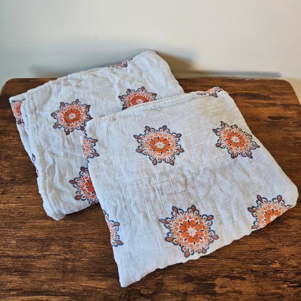 Set of 2 Aden +‎ Anais Orange White Mandala Baby Swaddle Blanket Bamboo Rayon
